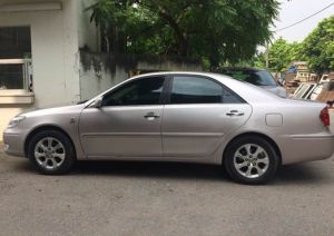 Xe Toyota Camry 2005